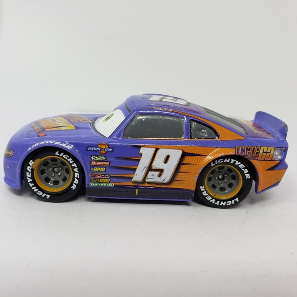 Disney Pixar Cars 4" Bobby Swift Diecast Toy Car - Picture 2 of 16